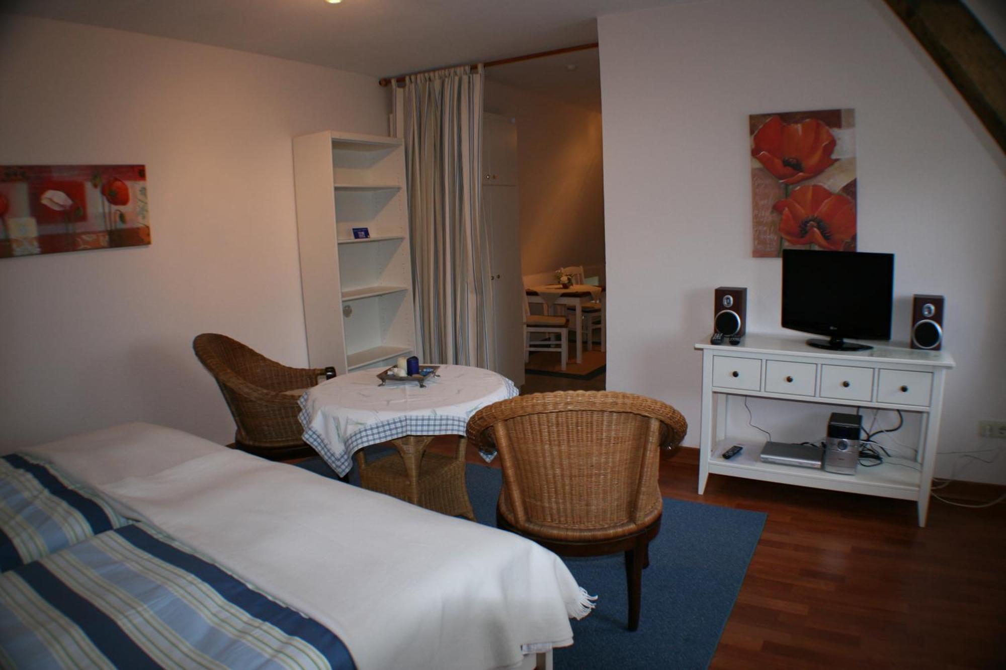 Ferienwohnungen Im Hotel Garni Zur Post Utersum Kamer foto